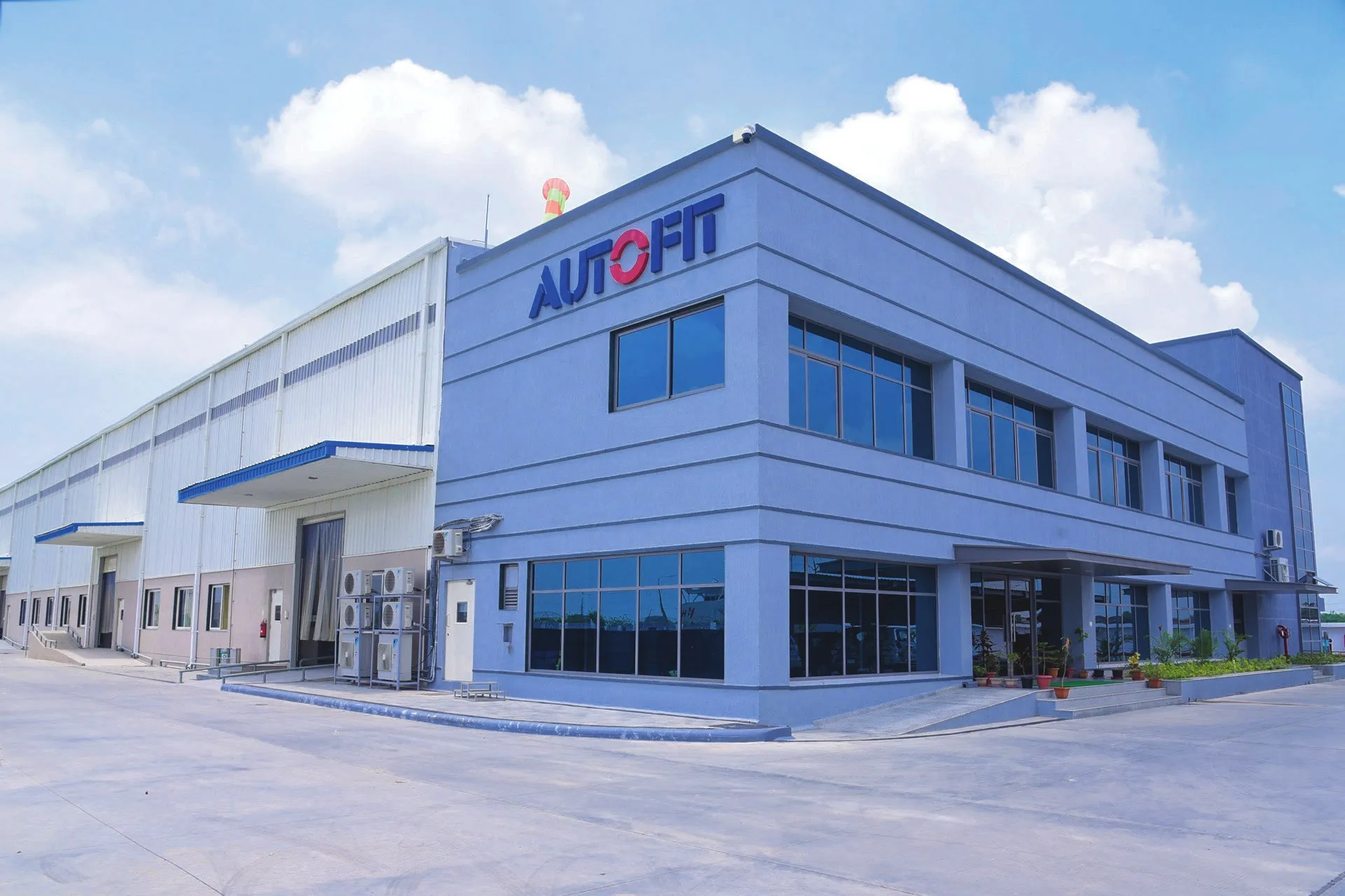 Autofit manufacturing facility at Halol GIDC, designed by Dream Maker Architects